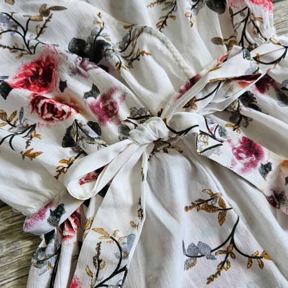 PatPat White Ruffle Floral Romper sz Small New - Picture 5 of 5